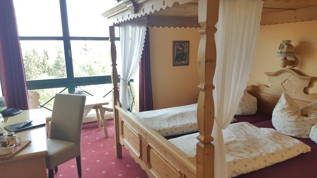 Landhotel Burgenblick Erfurt Buitenkant foto